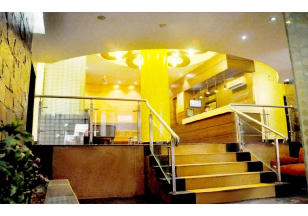 Hotel New Shalimar Мумбаи Экстерьер фото