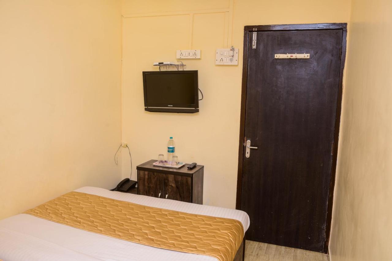 Hotel New Shalimar Мумбаи Экстерьер фото